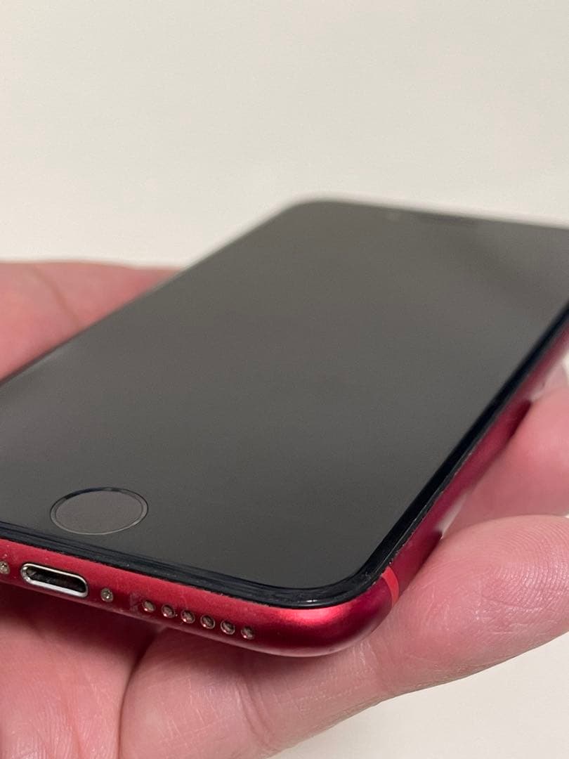 iPhone SE 第二世代 64GB 美品 バッテリー容量100%