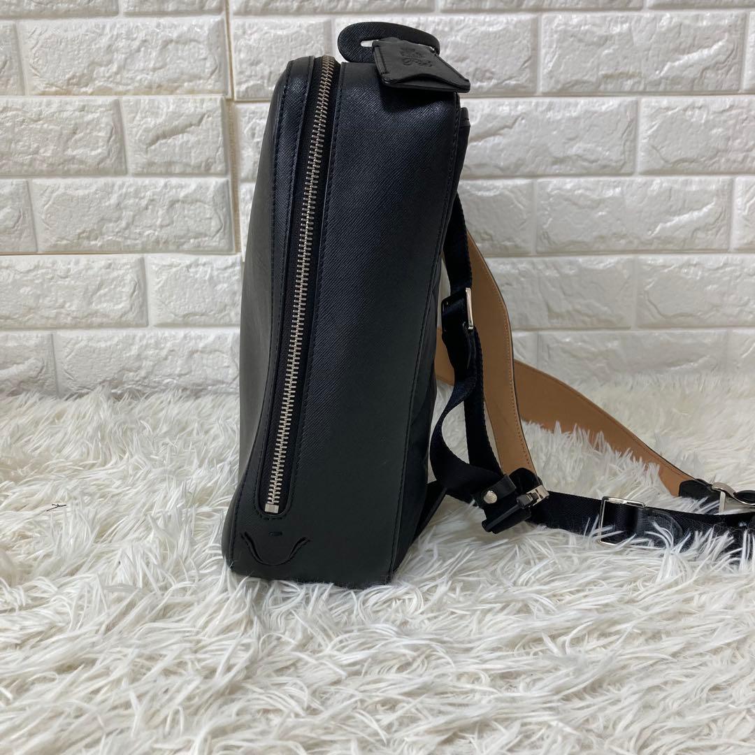 PID✨2way ブリーフケース　リュック　チャーム　ロゴプレート　A4 PC