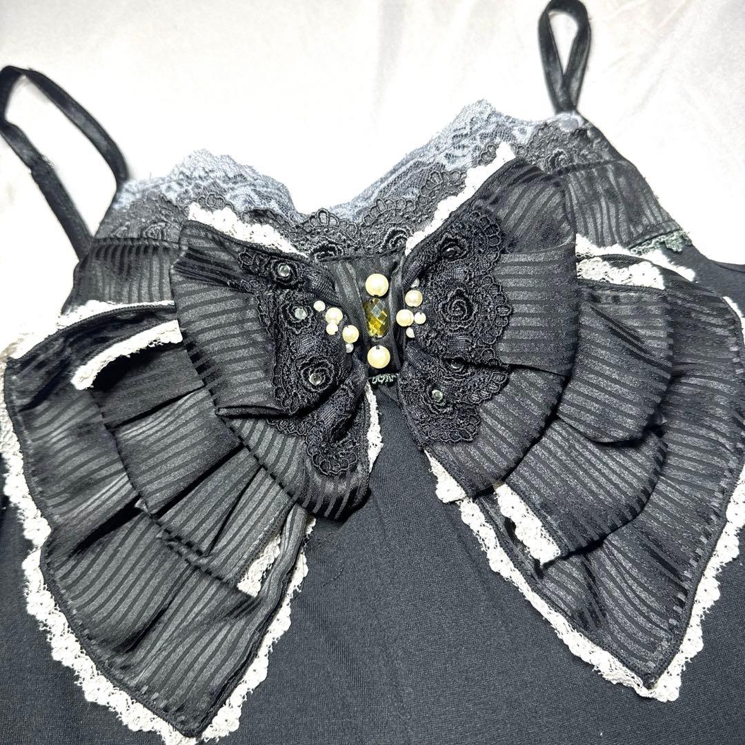 axes femmeリボン付き黒プリーツキャミソール