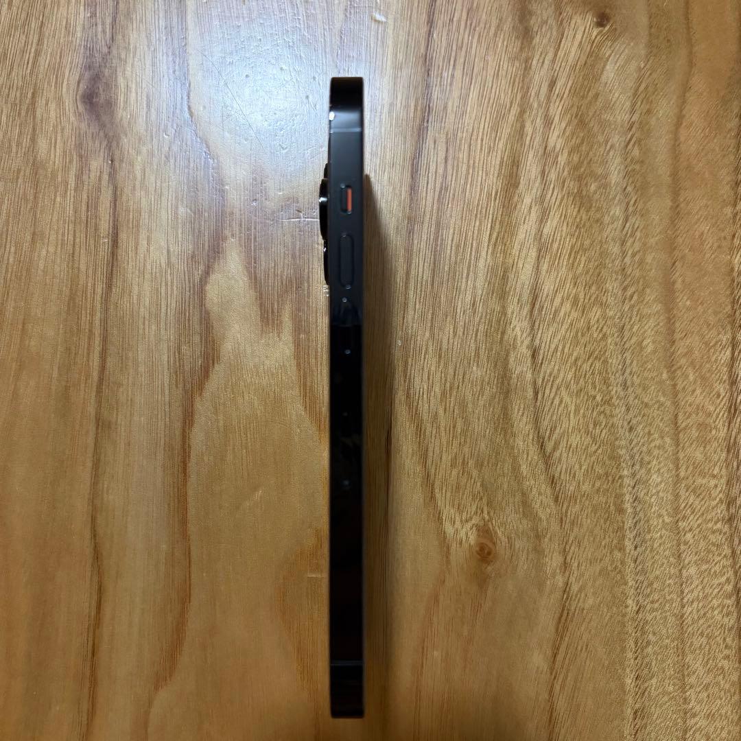 iPhone14pro 128GB 背面割れ