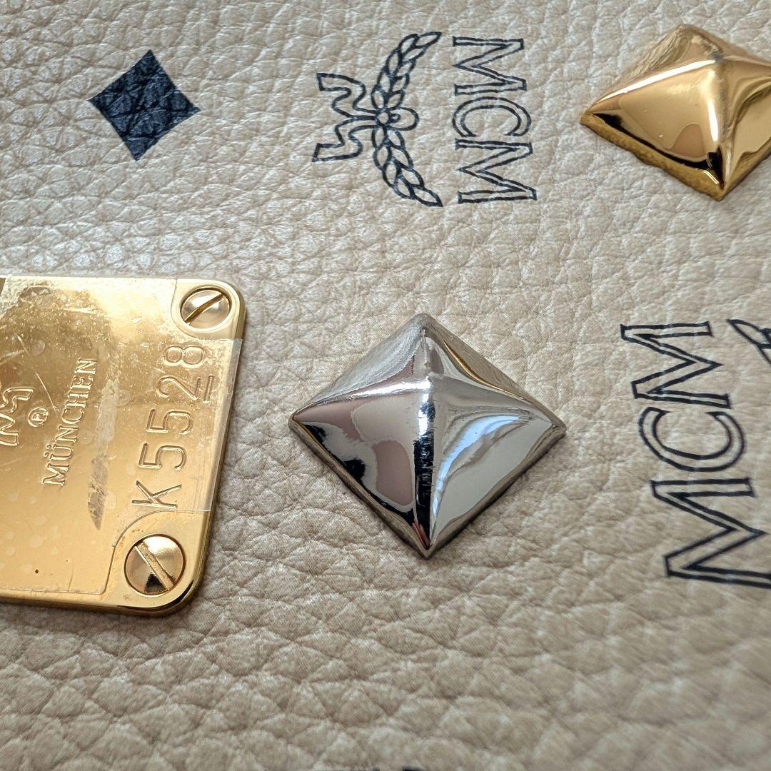 MCM ヴィセトス バックパック リュックサック スタッズ ベージュ