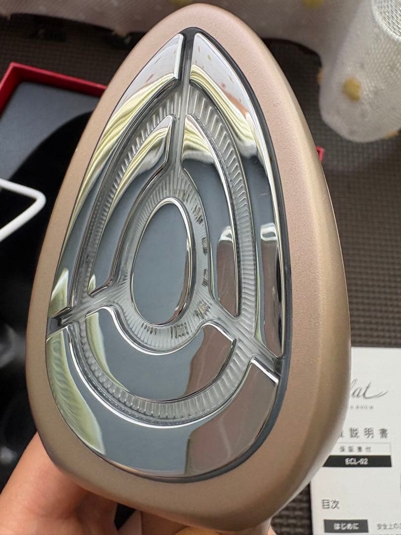 MEラボンエクラ　IKKO 美顔器