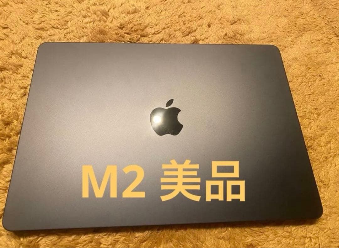 MacBook Air 13インチ M2 16GB 256GB