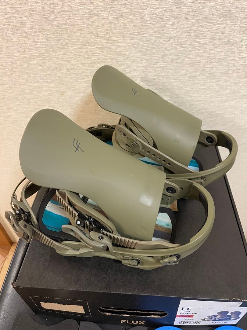 た*と様 FLUX F25FFMB ビンディング Mサイズ カーキ