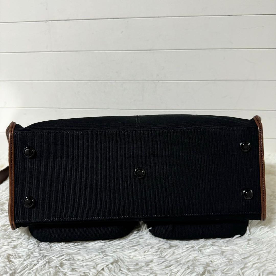 未使用品✨JAIL CRAFT ジェイルクラフト　メッセンジャーバッグ