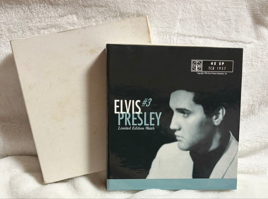 エルビス・プレスリー 限定版時計・ピンバッチ
