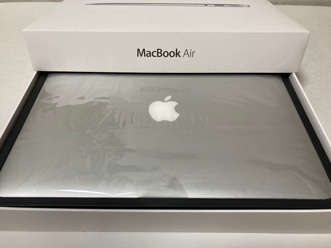 Apple MacBook Air 【2012】13インチ 動作確認・初期化済