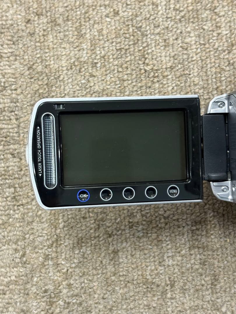【極美品】JVC Everio GZ-HM320-S コンパクトビデオカメラ