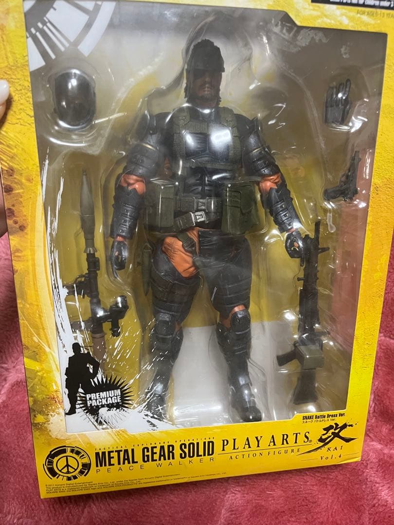 L GEAR SOLID PLAY ARTS KAI スネーク