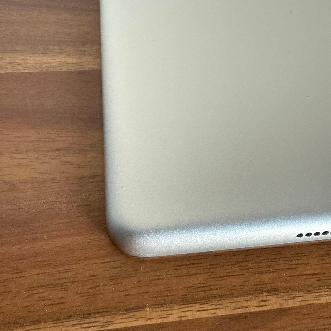 Apple iPad　第5世代　32G　 9.7インチ
