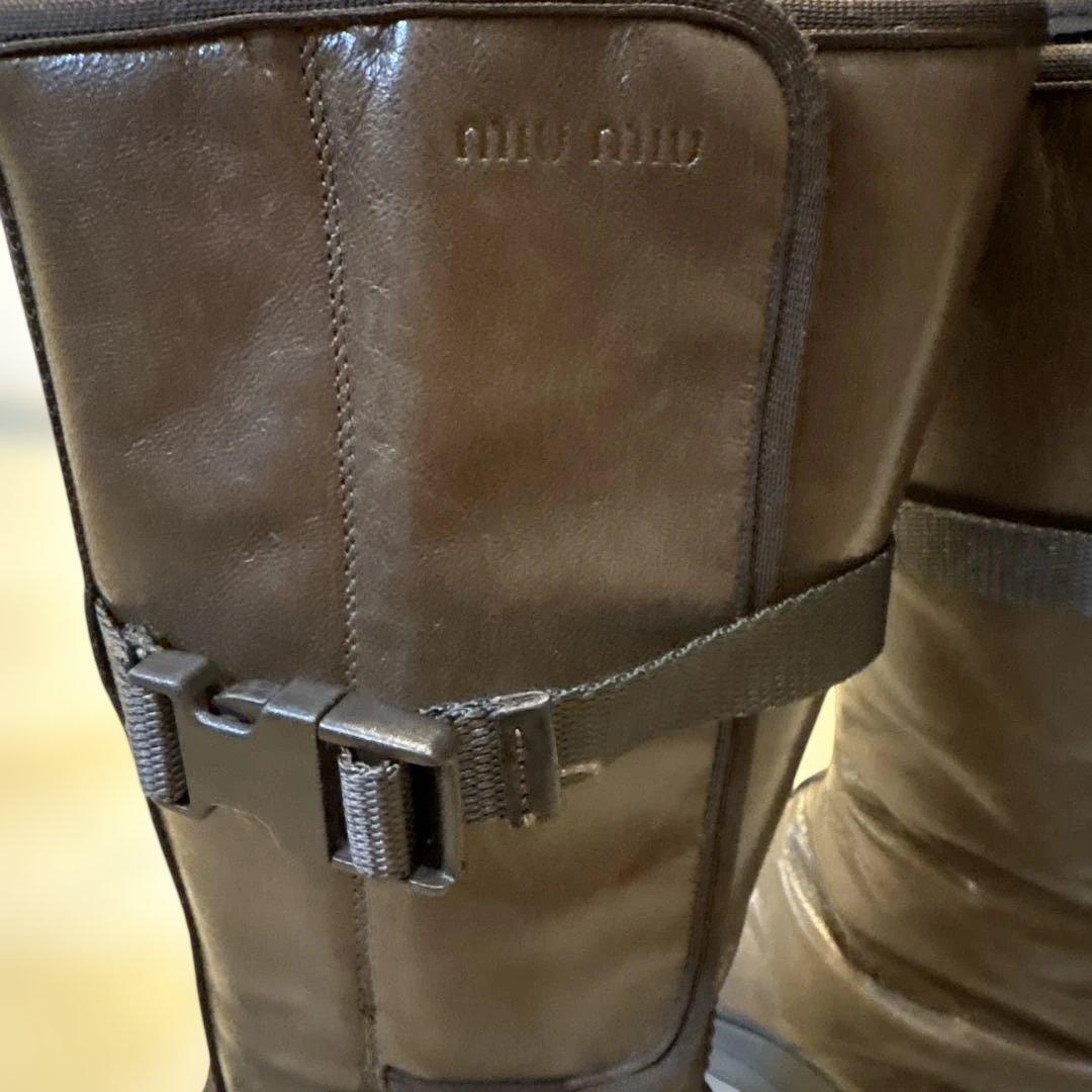 美品　miumiu ブラウンレザーブーツ ジッパー付き　36