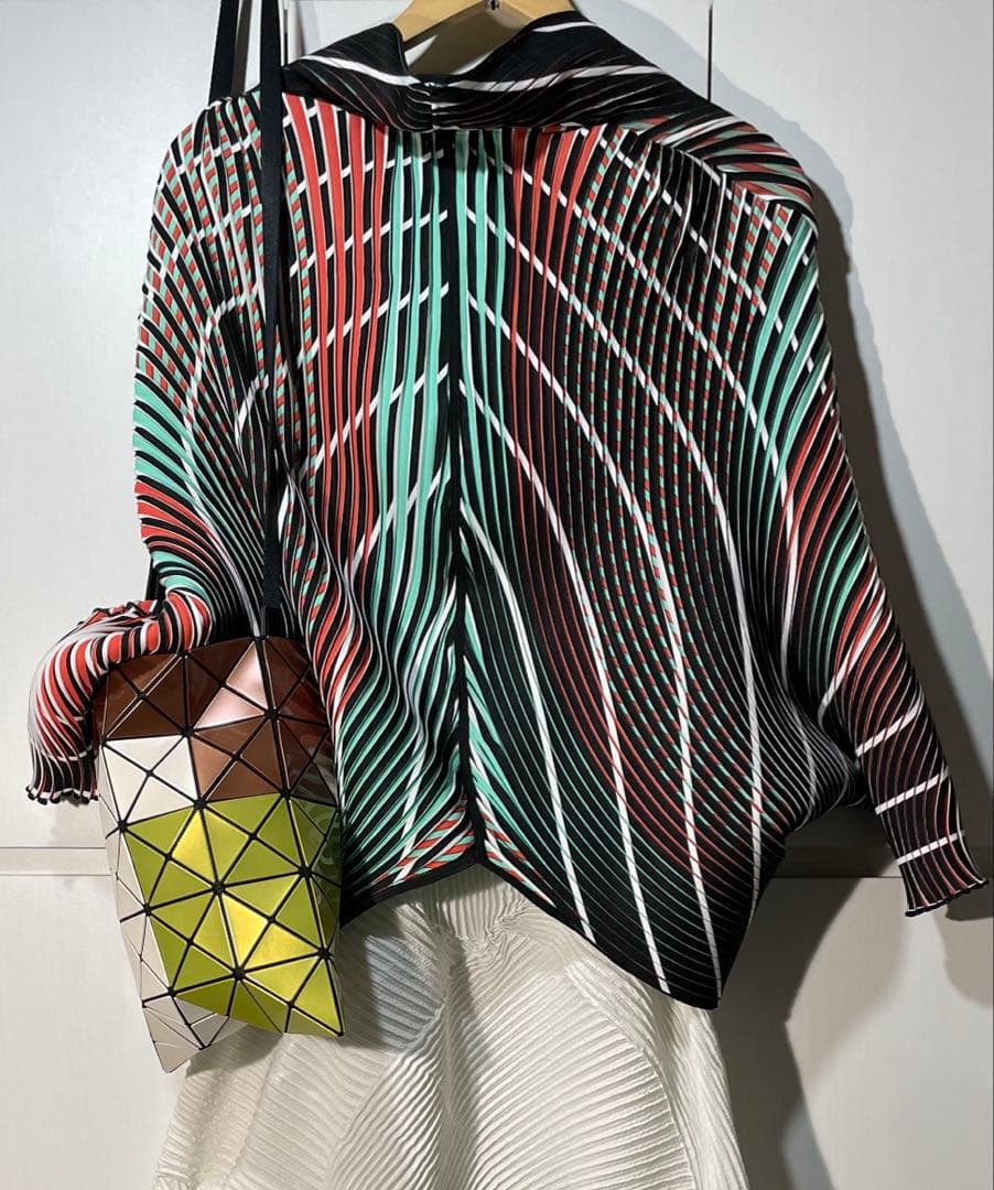 baobao 新品同様 ショルダー ISSEY MIYAKE 斜め掛けバッグ