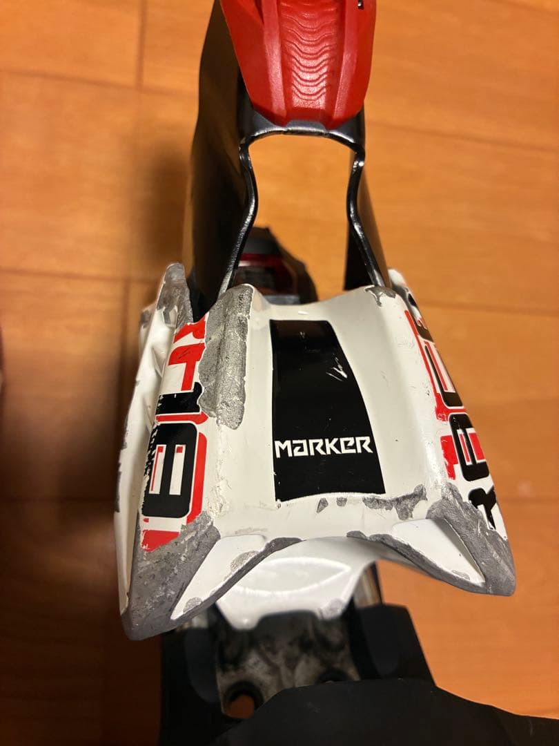 Marker Race 18 ビンディング ホワイト/レッド