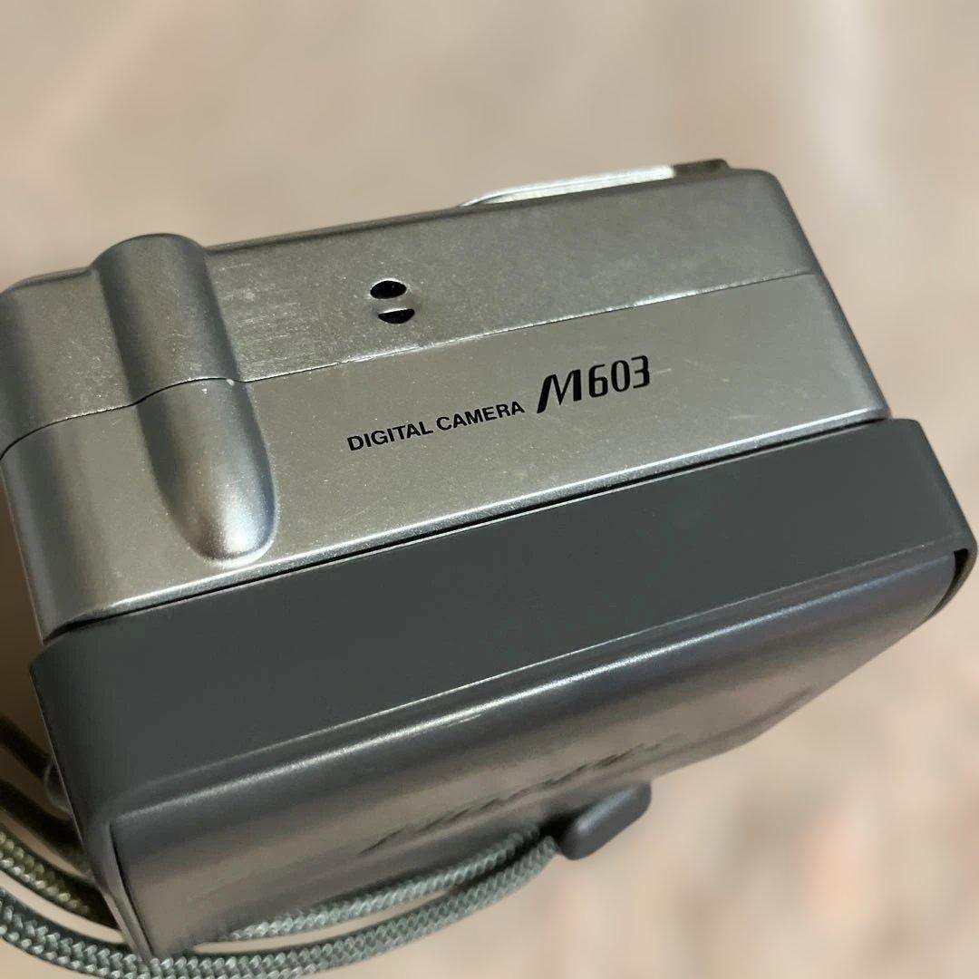 希少　富士フイルムFinePix コンパクトデジタルカメラ　M603