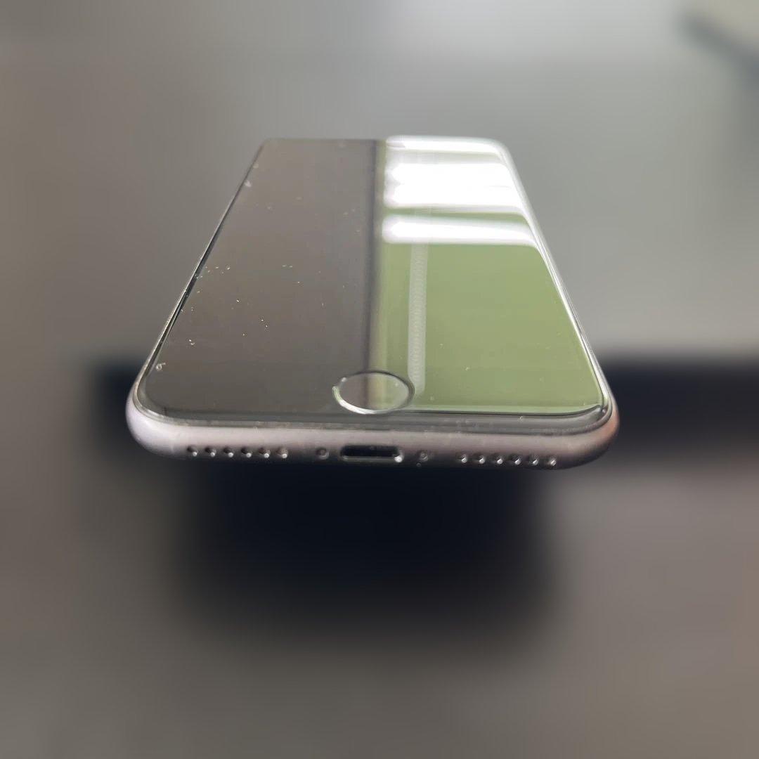 iPhone8 64GB スペースグレー本体