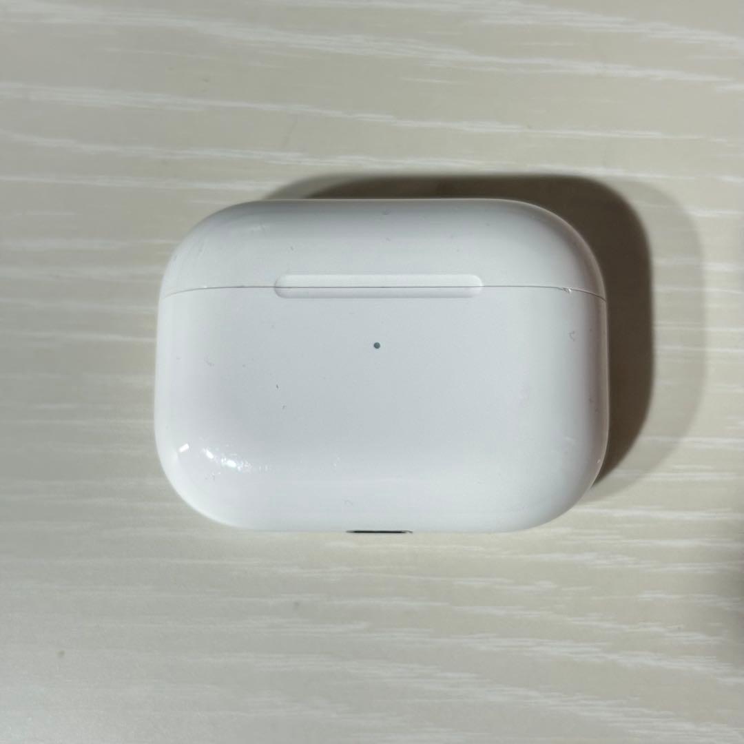 【比較的美品】AirPods pro 第1世代 Lightning端子