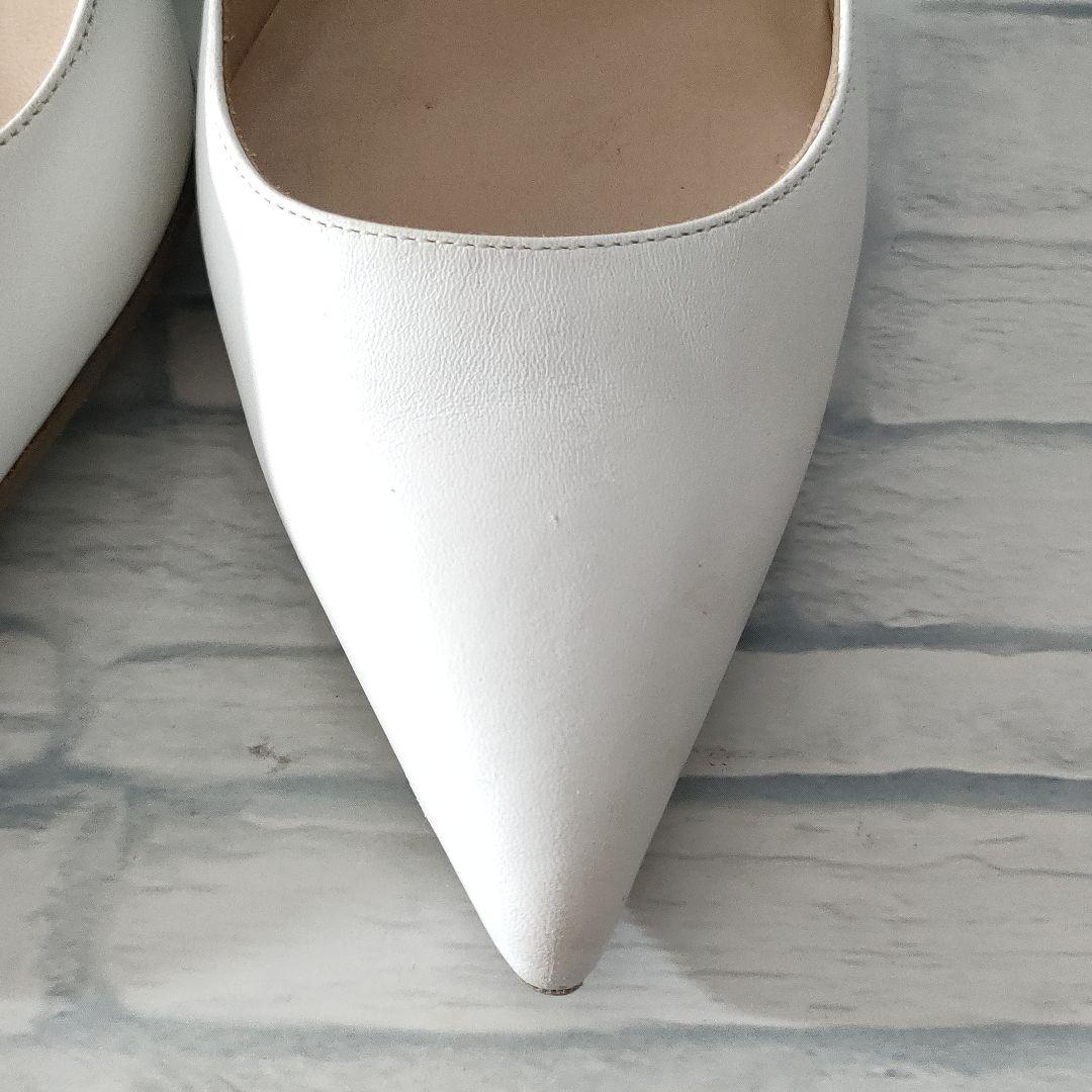 保存袋付き✨マノロブラニク　BB　レザーパンプス　白　ポインテッドトゥ　35.5