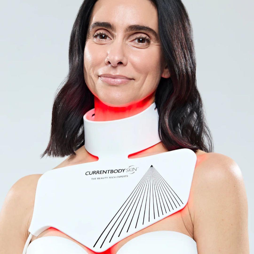 ひ*さ様 新品　カレントボディLED ネック＆デコルテ マスク: シリーズ2