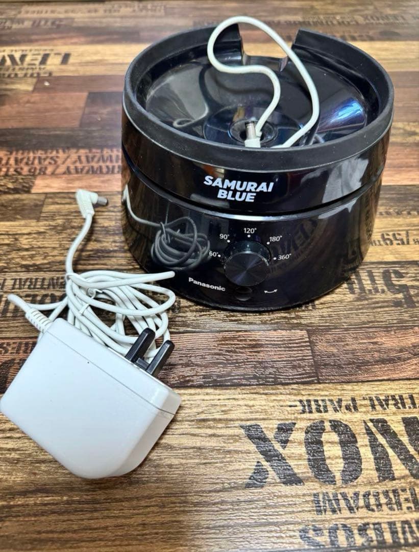 パナソニック サーキュレーター 日本代表モデルサ ムライブルー F-BR25TS