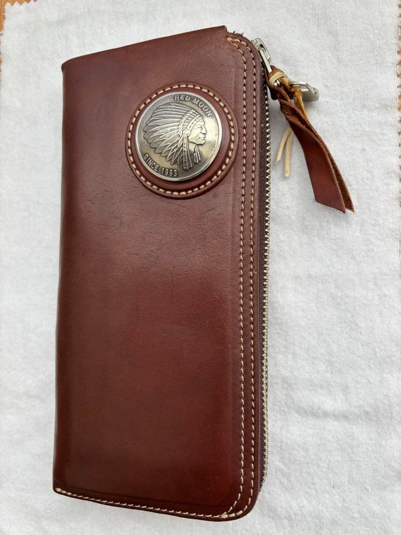 レッドムーン　財布