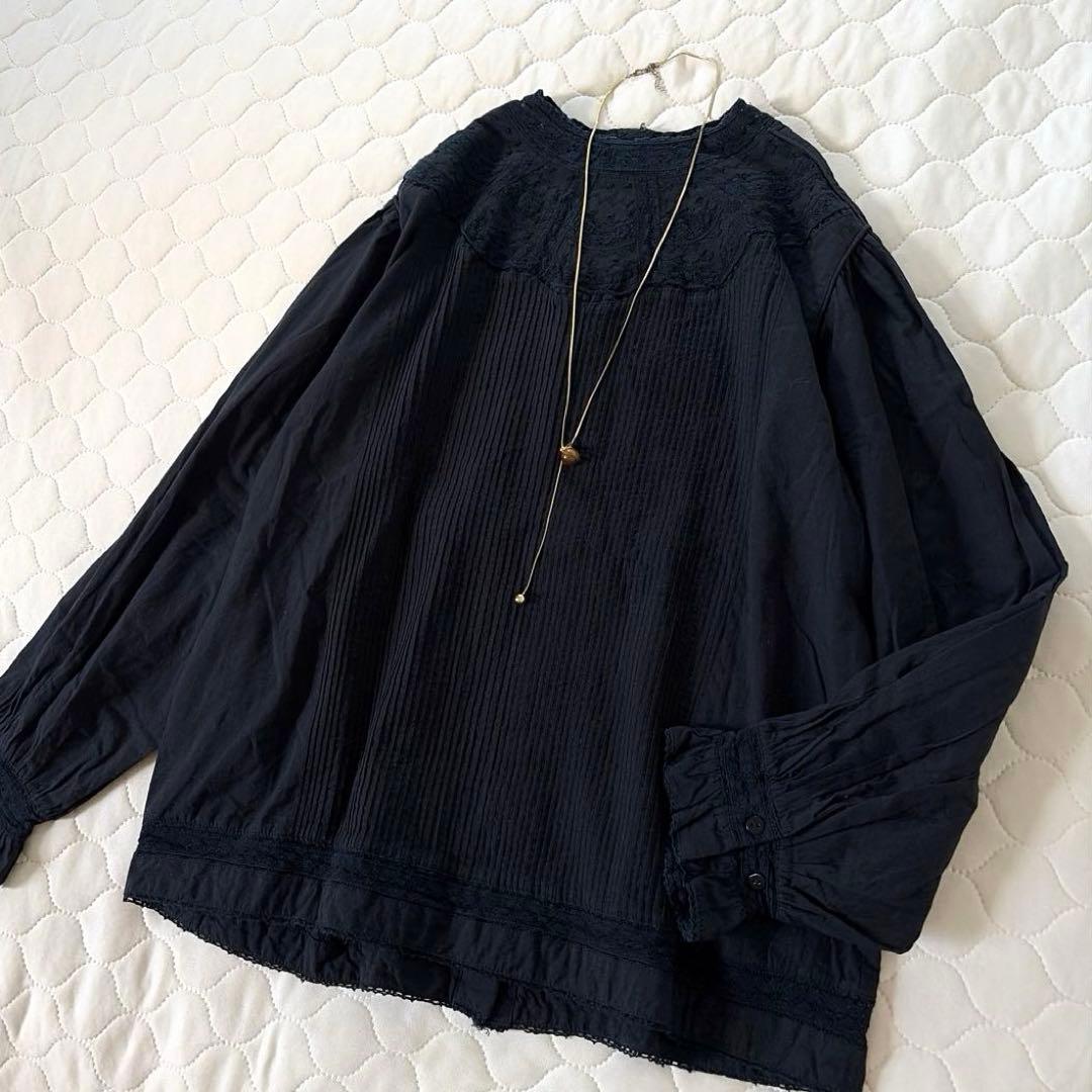 【24SS】BEARDSLEY リバーレースヨークブラウス　ブラック