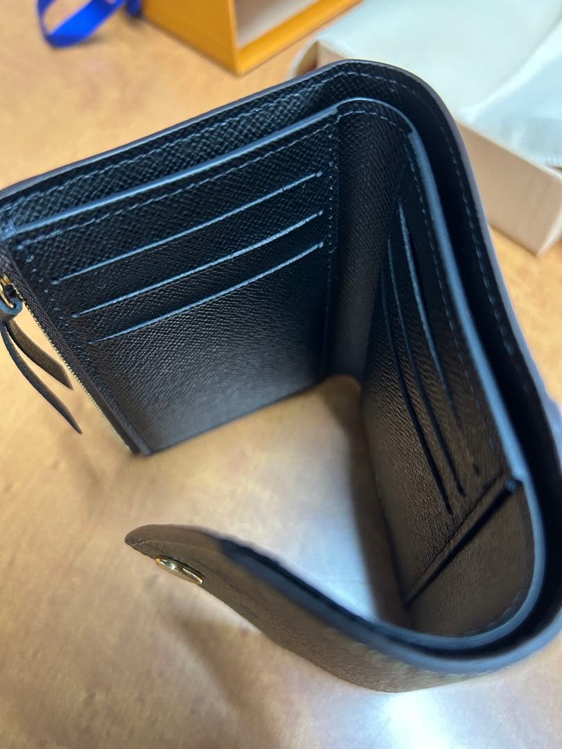 LOUIS VUITTON ポルトフォイユ ヴィクトリーヌ M81557 新品