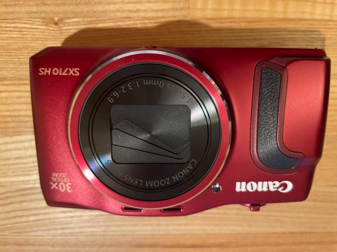 ☆新品同様　使用数回☆　Canon PowerShot SX710HS