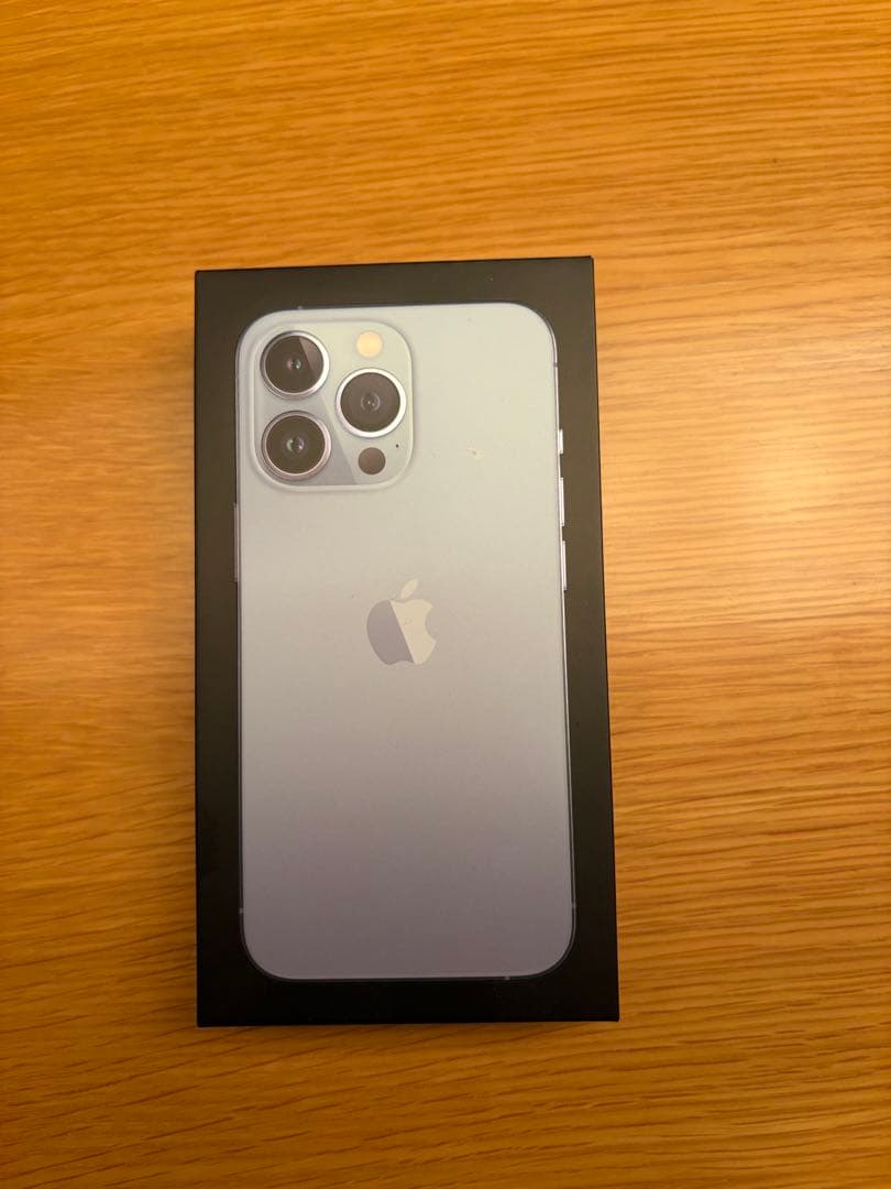 iPhone 13Pro 512GBシエラブルーSIMフリー バッテリー100%