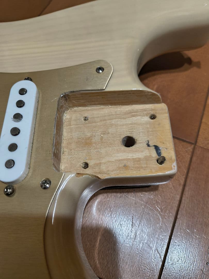 Seymour Duncan搭載エレキギターアッシュボディ