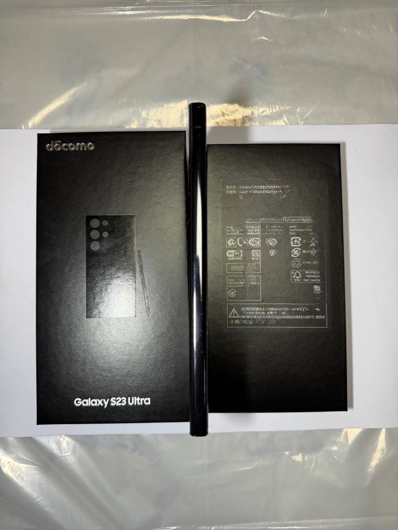 Docomo Galaxy S23 Ultra 512GBチタンジェットブラック