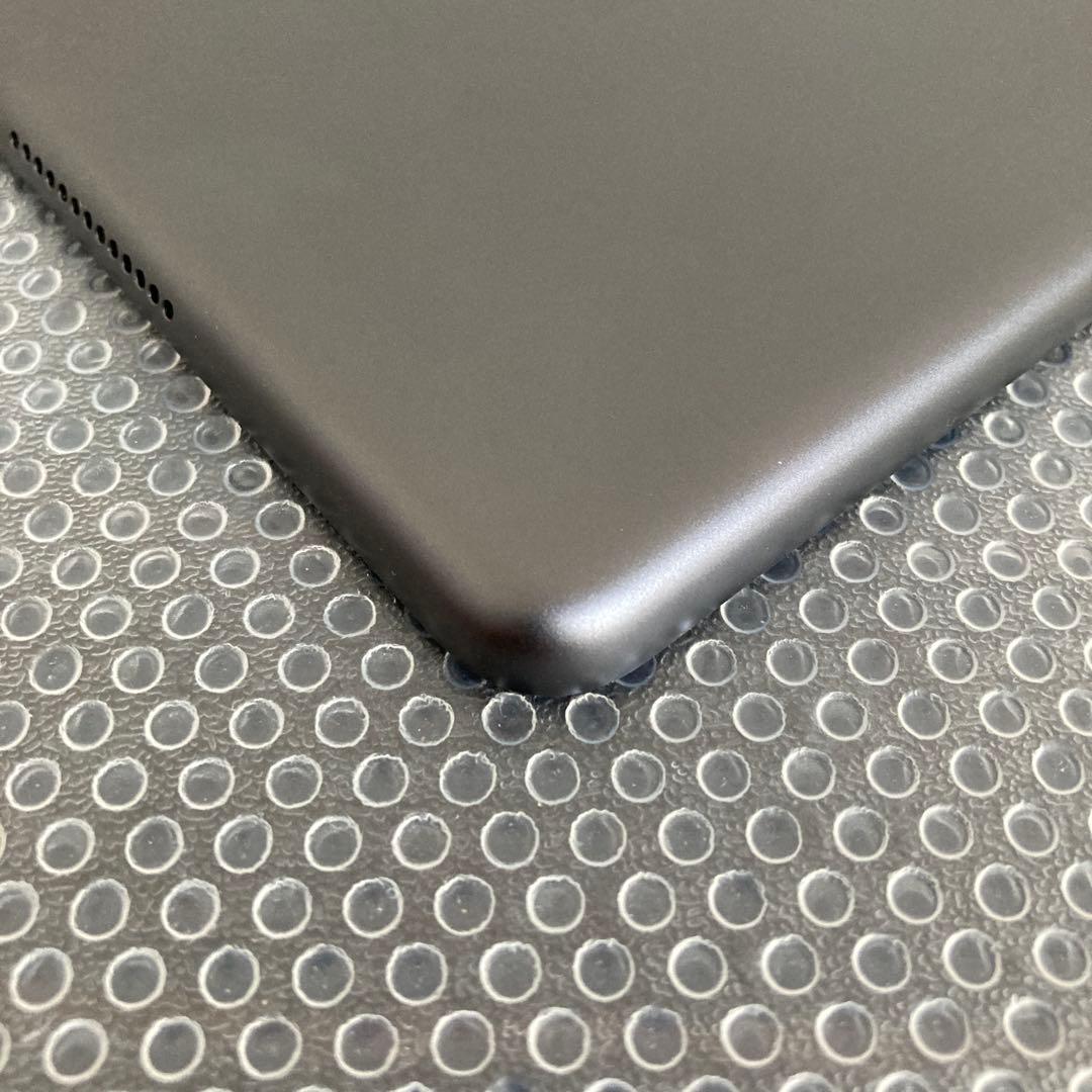 3261【早い者勝ち】iPad7 第7世代 32GB WIFIモデル☆