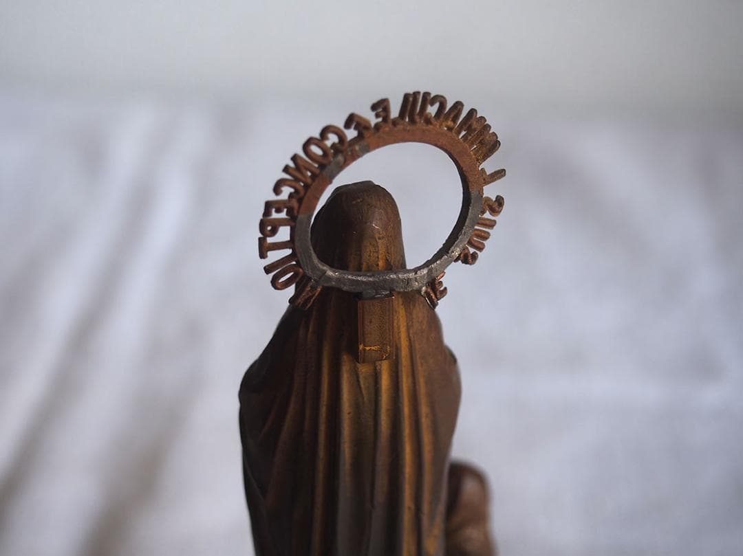 稼働します オルゴール ルルドの聖母 少女ベルナデッタ フランス /K218