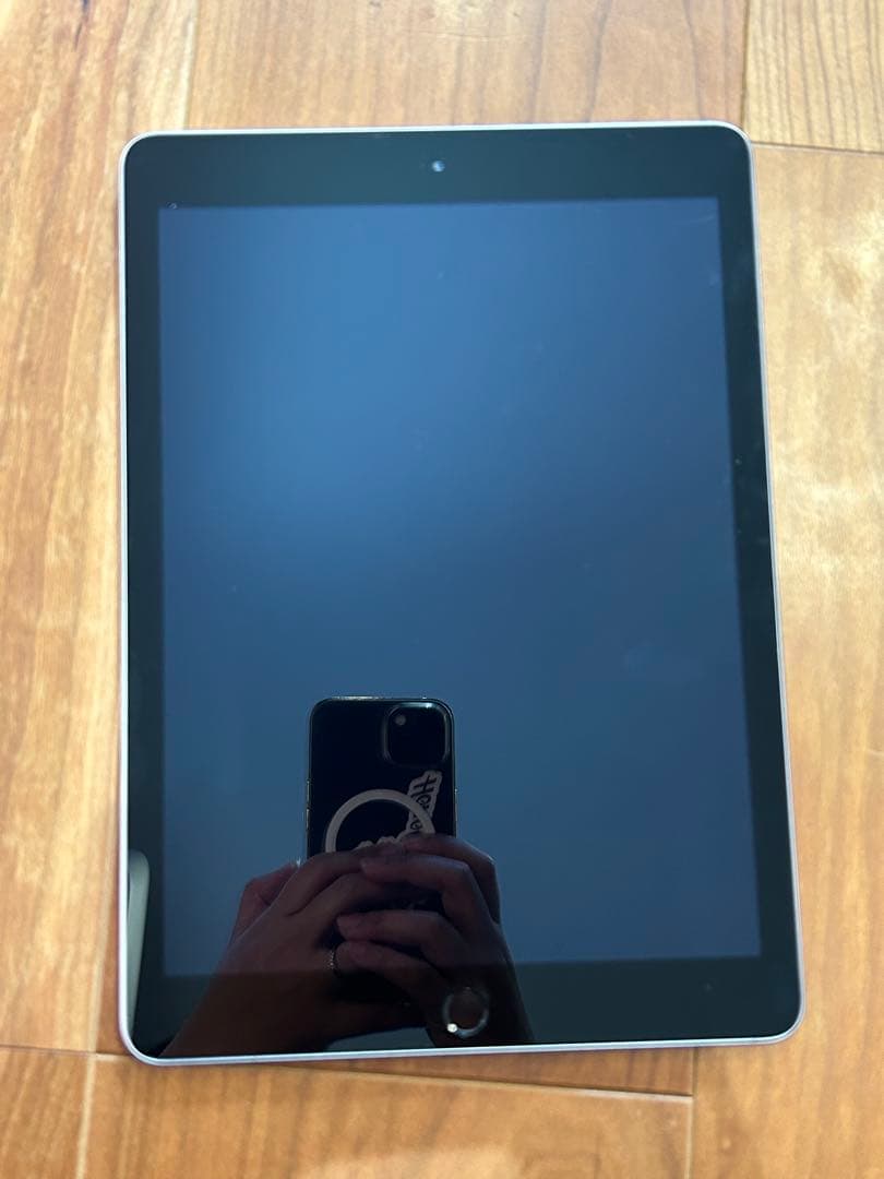 【送料込み】※箱無しiPad シルバー【初期化済】