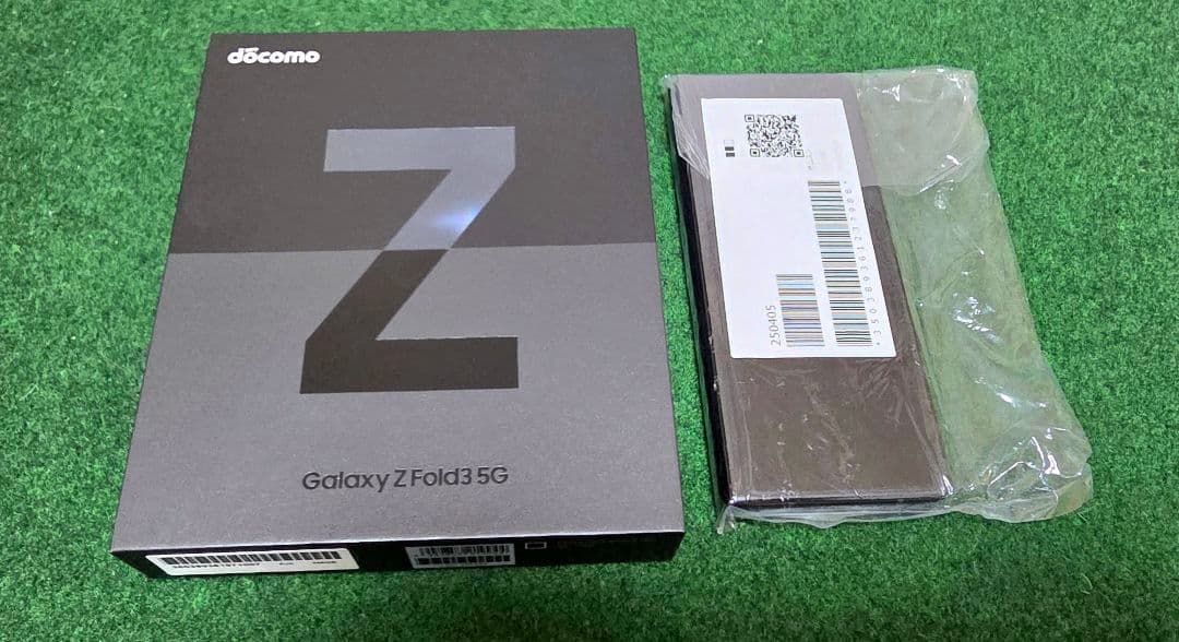 Galaxy Z Fold3 5G docomo 本体【端末保証交換品-未使用】