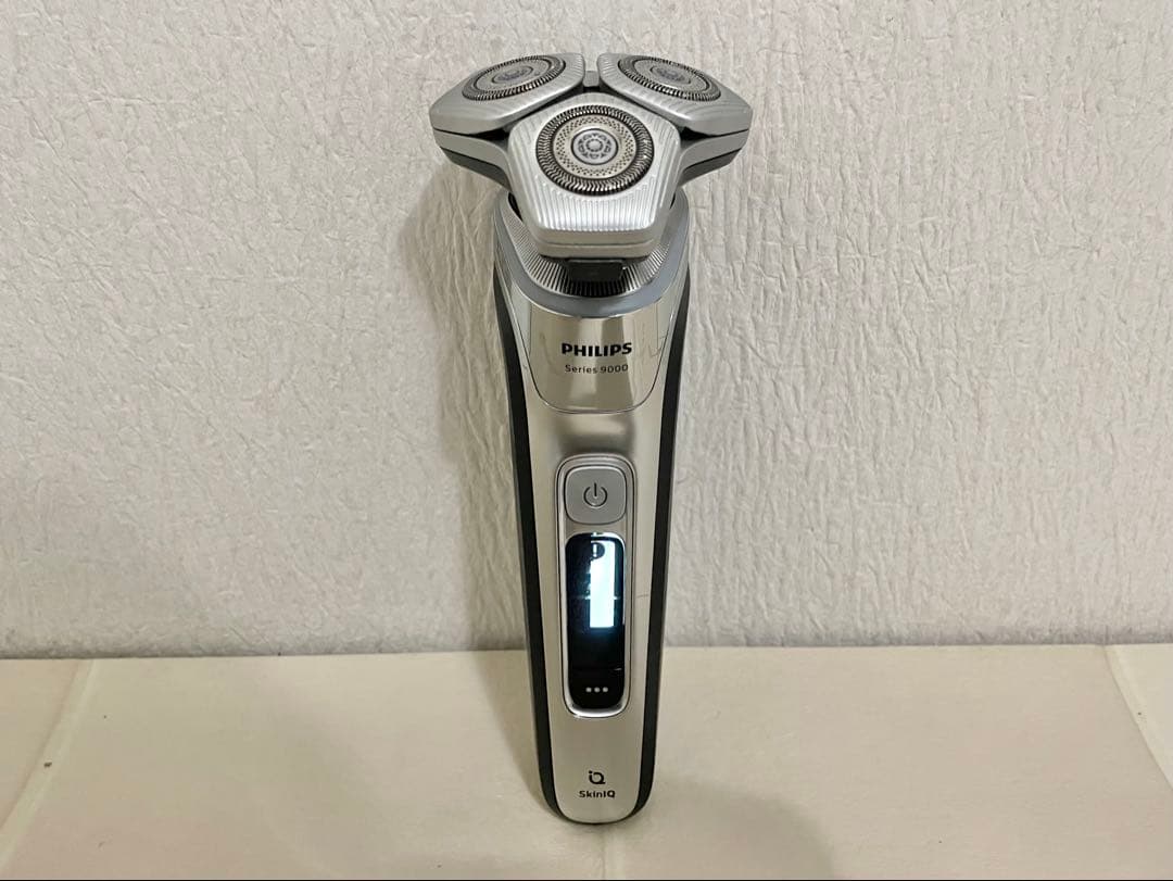 【フィリップス】9000Series ウェット&ドライ電動シェーバー S9985