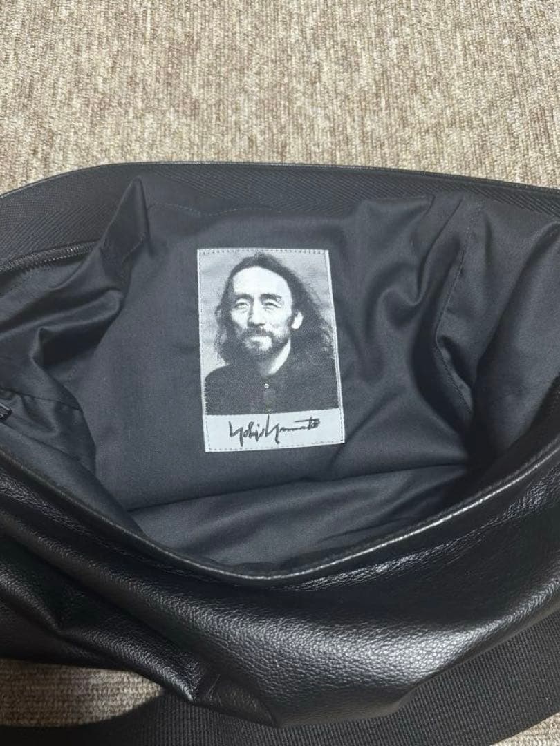 ヨウジヤマモト NOVELTY LEATHER CROSSBODY BAG