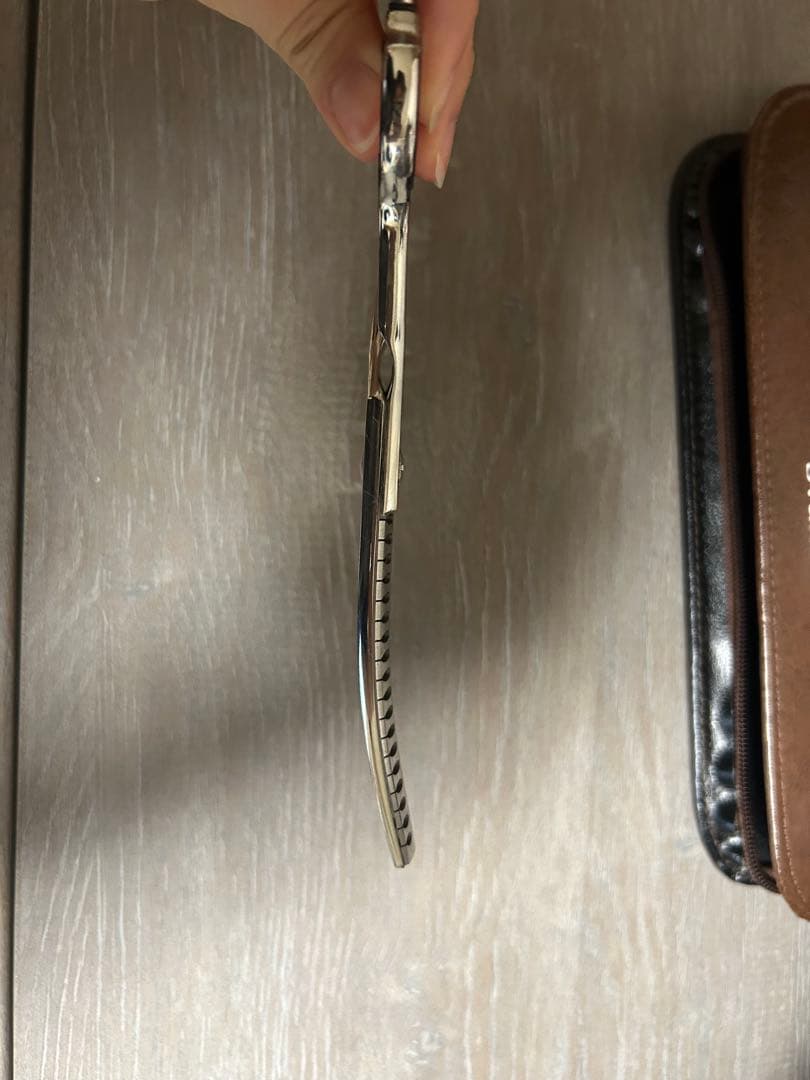 Svans. カーブブレンディングシザー 収納ケース付き