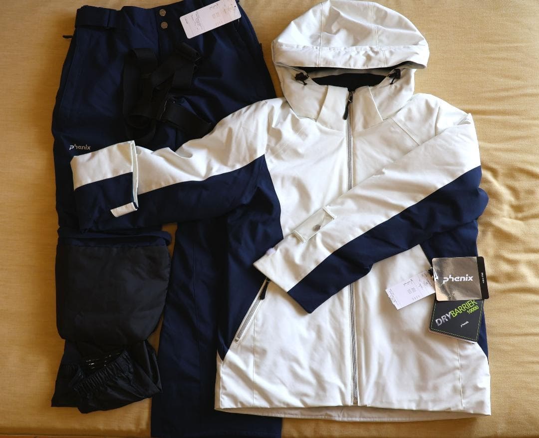 2026年未使用品◆フェニックス スキーウェア レディース上下セット