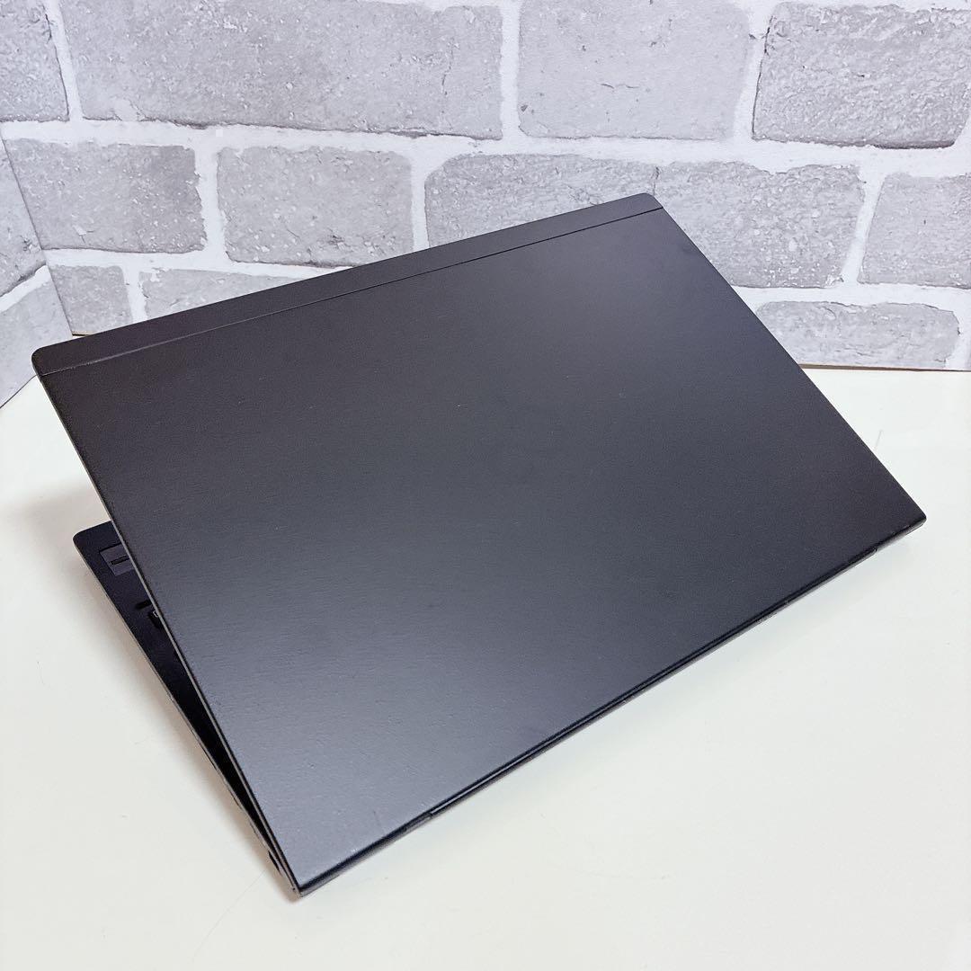 美品 富士通 軽量 薄型 SSD 初期設定済 ノートパソコン Windows11