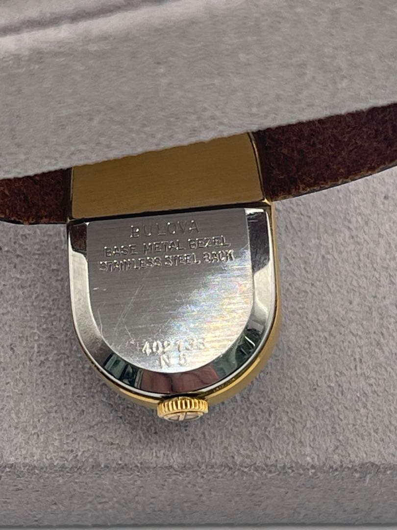 BULOVA Dior【ブローバ ディオール】 Wネーム 腕時計　ヴィンテージ