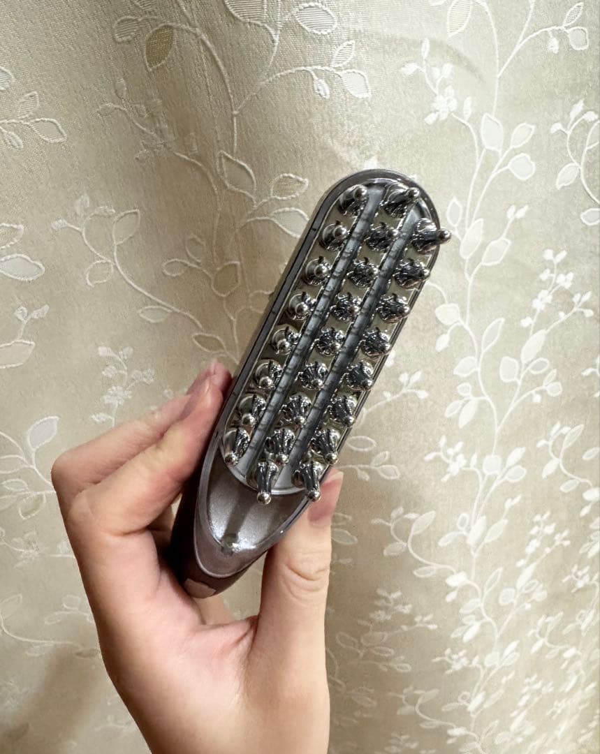 美顔器　スカルプDボーテ　電気ブラシ