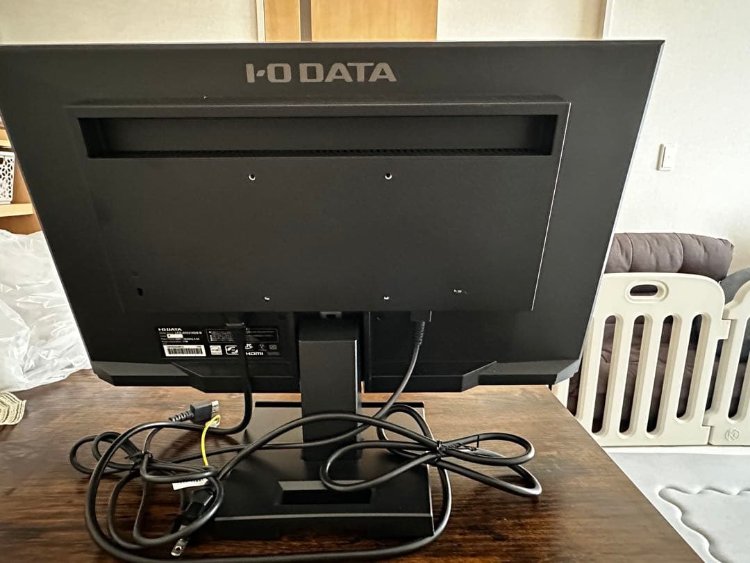 モニター (LCD-AH221XDB-B 21.5インチディスプレイ)