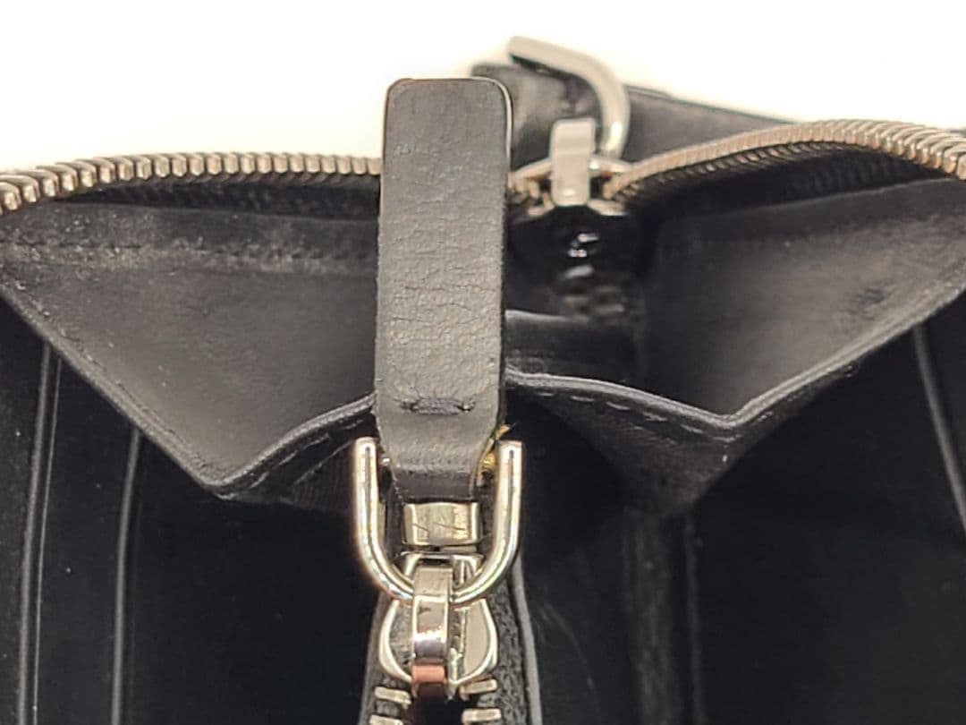 GIORGIO ARMANI　ジョルジオ・アルマーニ　長財布