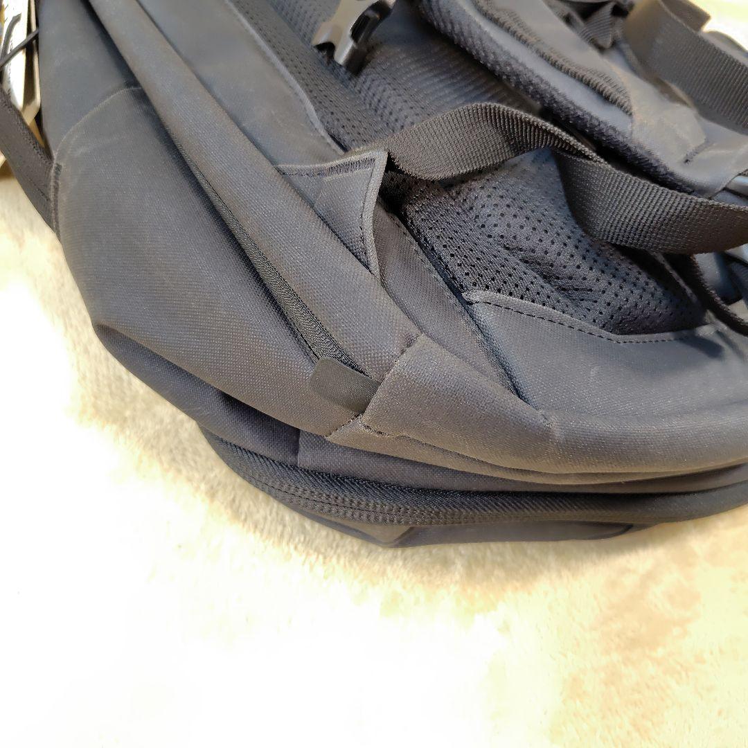 【完売品】Thule Aion トラベルバックパック 40L 旅行 出張 大容量