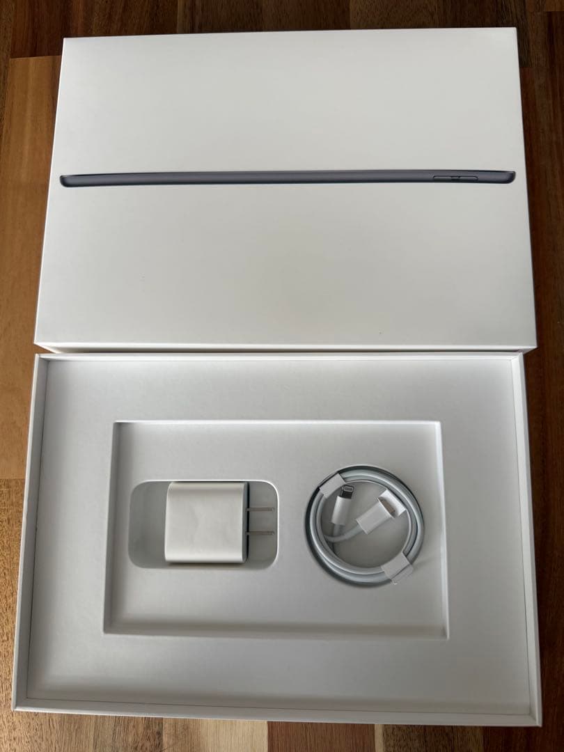 iPad 第9世代 64GB Wi-Fi 美品 箱・付属品未使用／初期化済