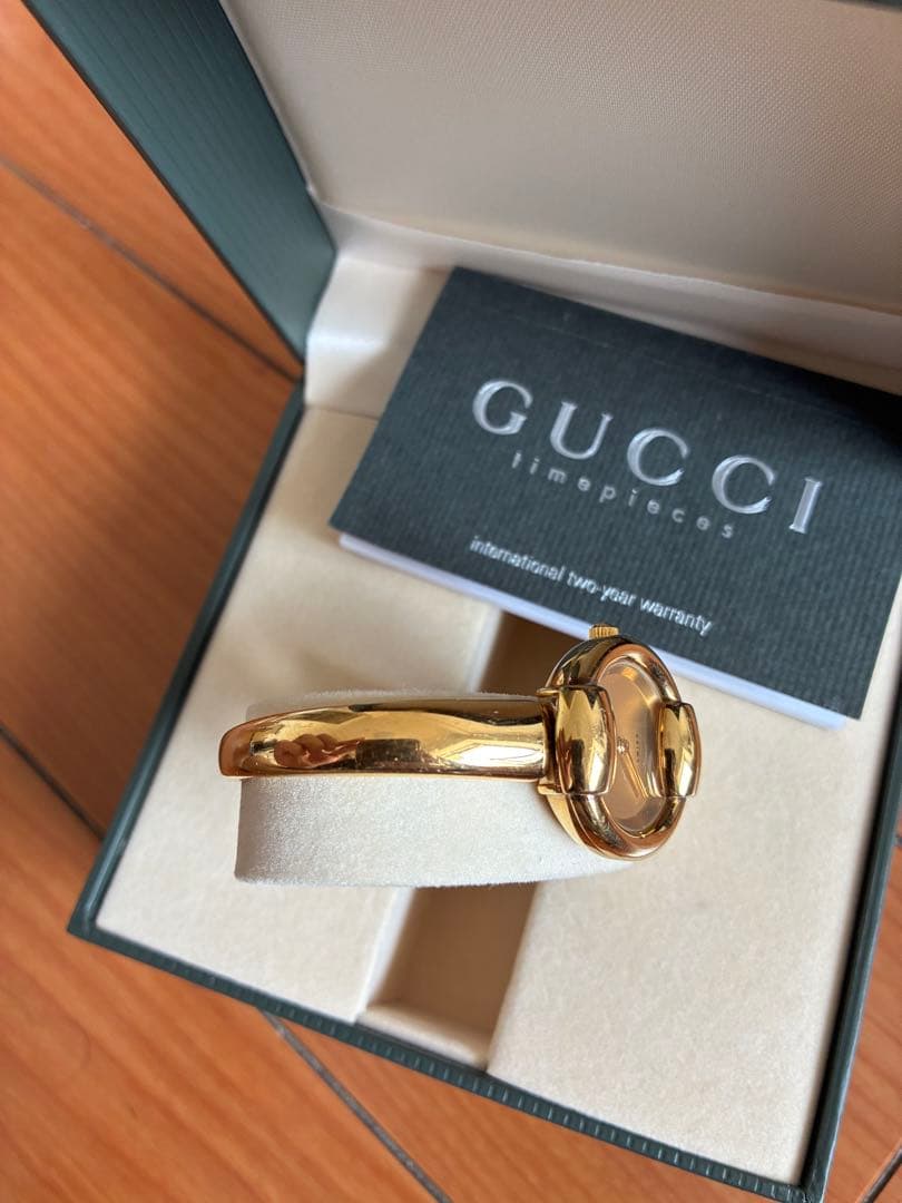 GUCCI グッチ 1400L レディース 腕時計 ゴールド文字盤 稼働品