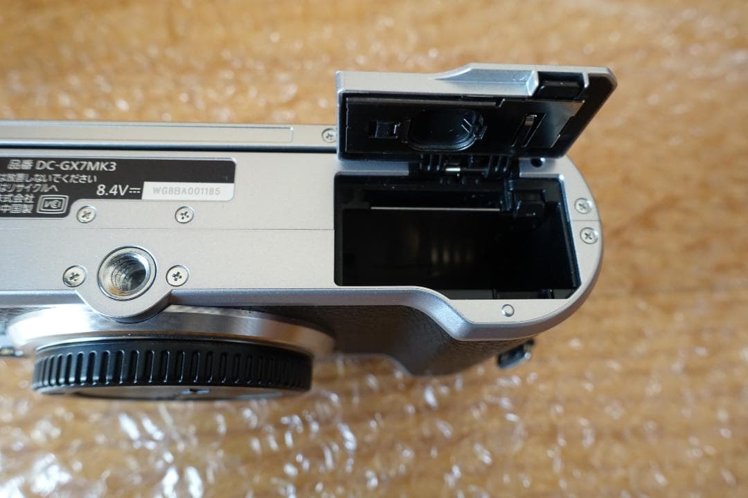 Panasonic LUMIX DC-GX7MK3シルバー【ショット数172】