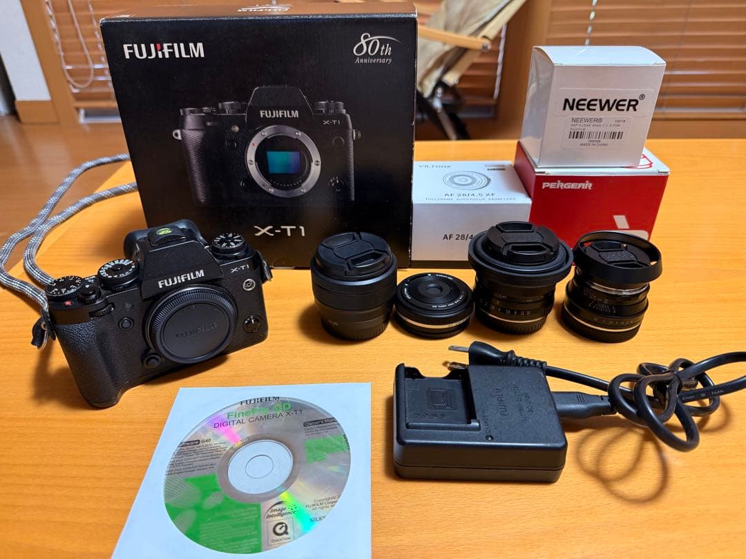 10/5まで　シャッター回数459枚　富士フイルム　X-T1 レンズ4個付き