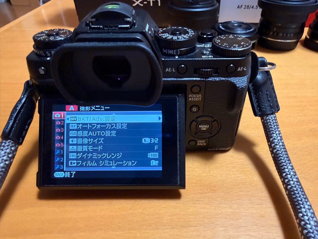 10/5まで　シャッター回数459枚　富士フイルム　X-T1 レンズ4個付き