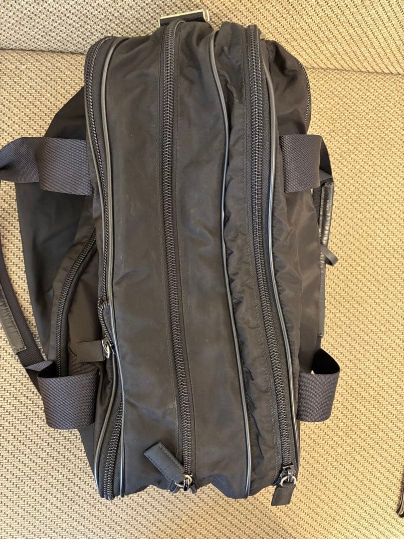 PRADA ブラック ボストンバッグ　ビジネスバッグ